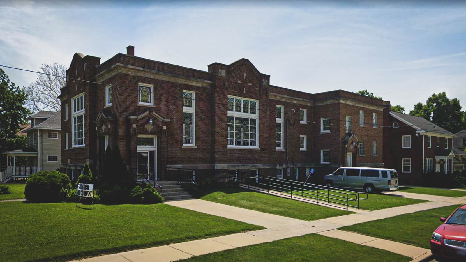 Fresh Start City Church building on Lancaster Avenue in Aurora